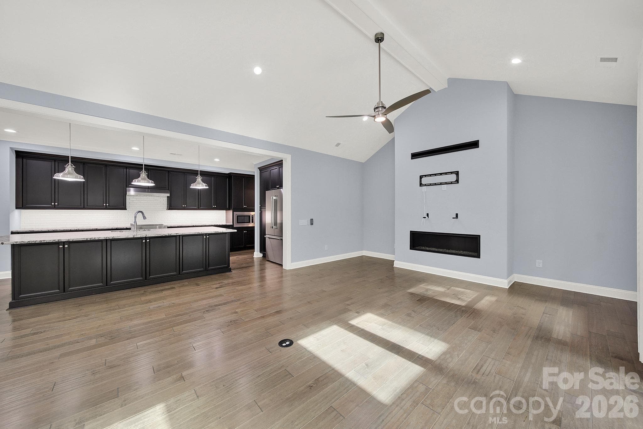 Single Family Residence at 6083 Chimney Bluff Road, Lancaster, photo 15 of 48