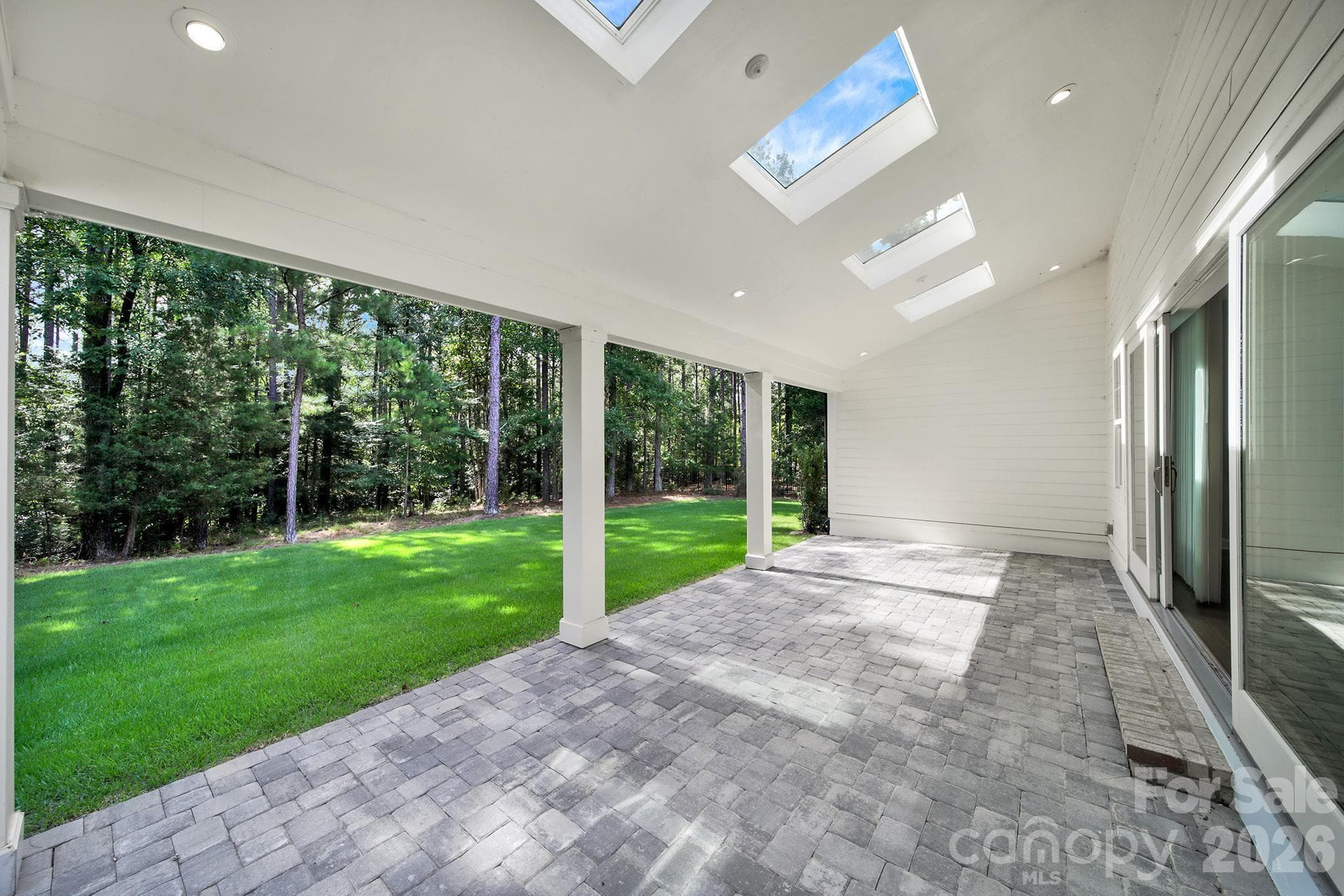 Single Family Residence at 6083 Chimney Bluff Road, Lancaster, photo 33 of 48