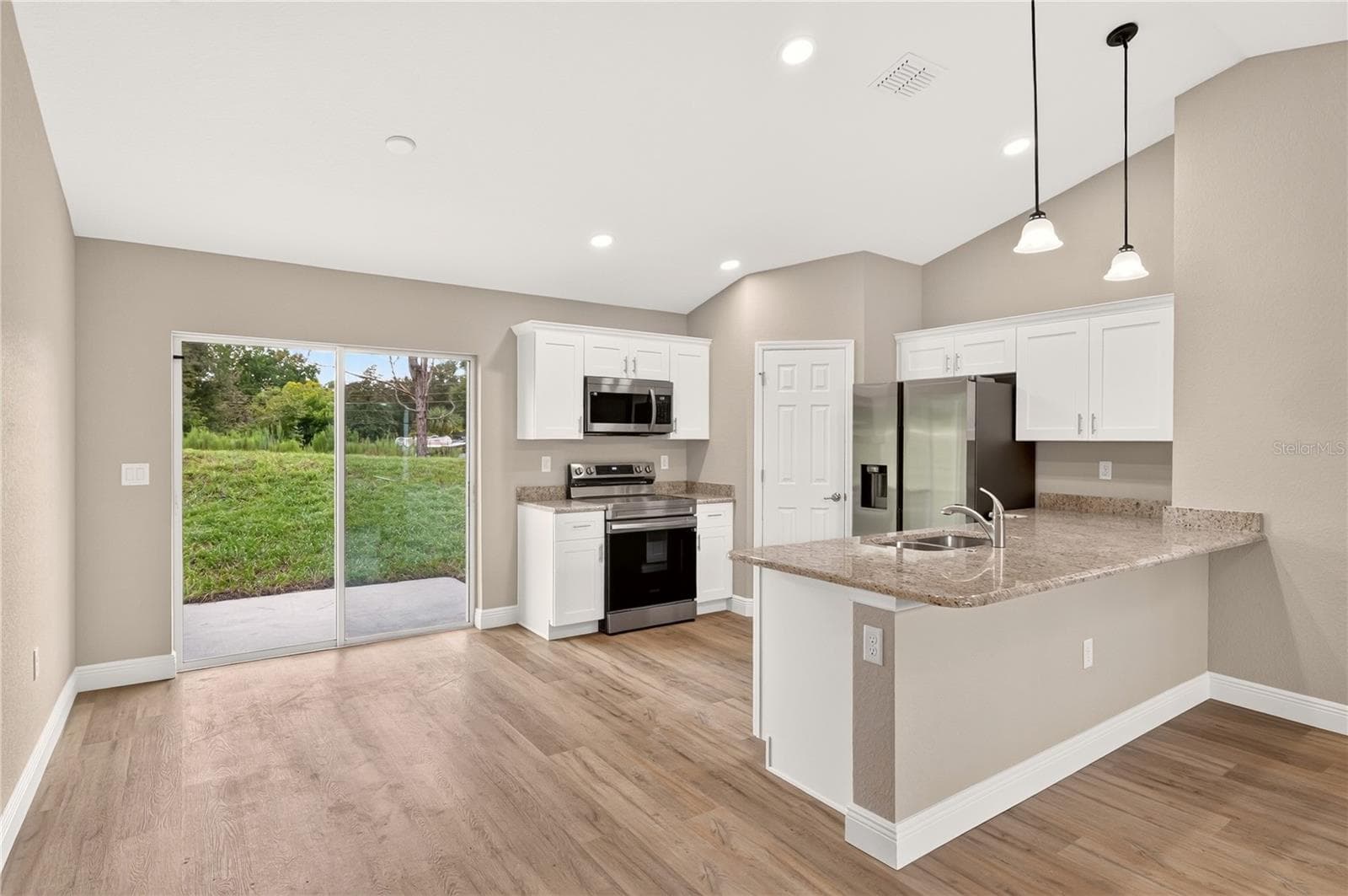 Single Family Residence at 19802 SW MARINE BLVD, DUNNELLON, photo 17 of 56