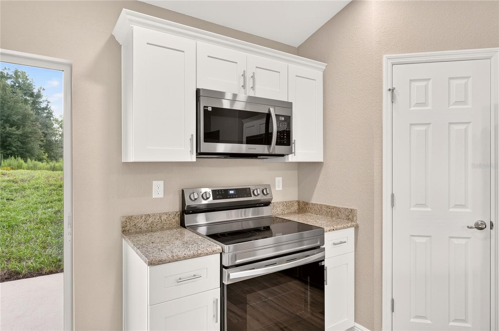 Single Family Residence at 19802 SW MARINE BLVD, DUNNELLON, photo 19 of 56