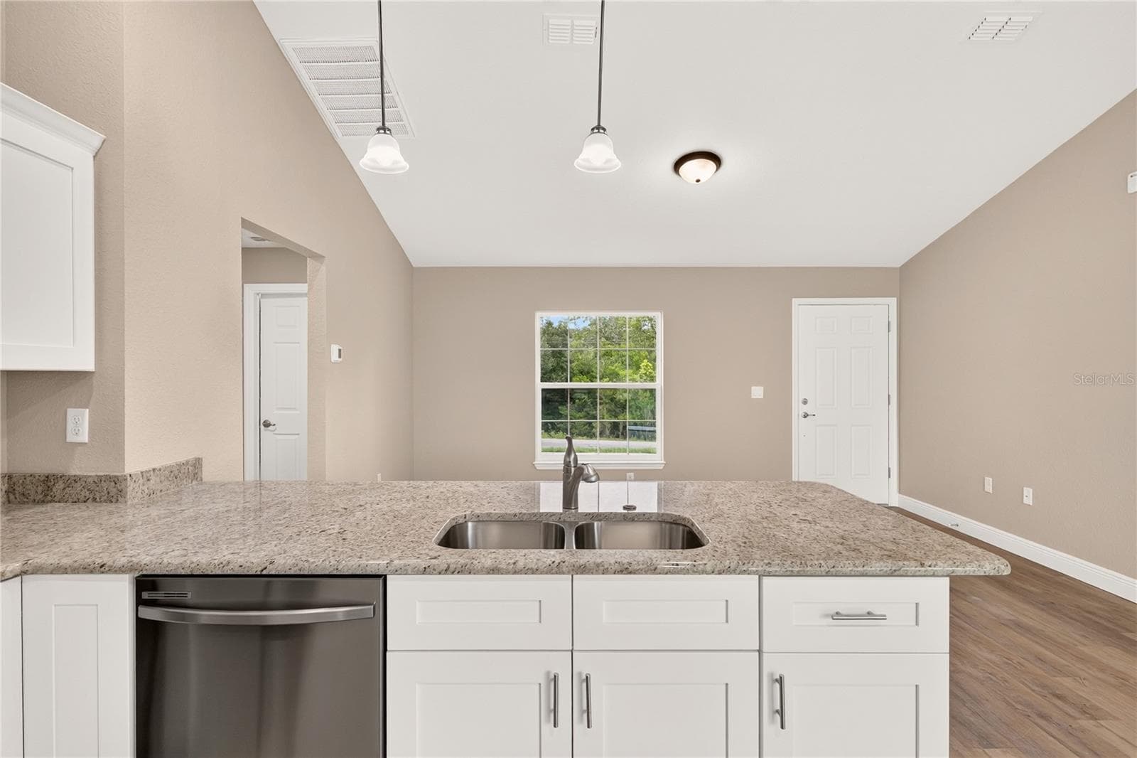 Single Family Residence at 19802 SW MARINE BLVD, DUNNELLON, photo 21 of 56