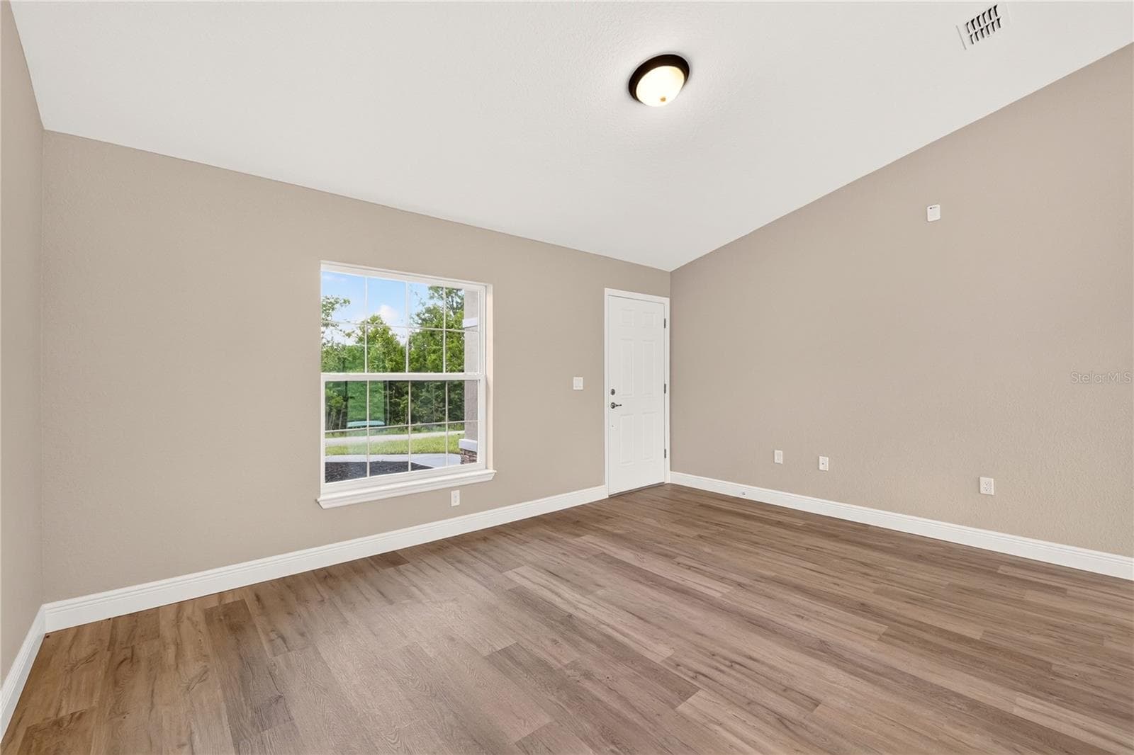 Single Family Residence at 19802 SW MARINE BLVD, DUNNELLON, photo 26 of 56