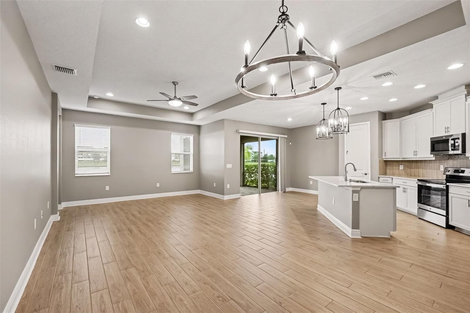 Single Family Residence at 3714 WILD BLOSSOM PL, PARRISH, photo 6 of 32