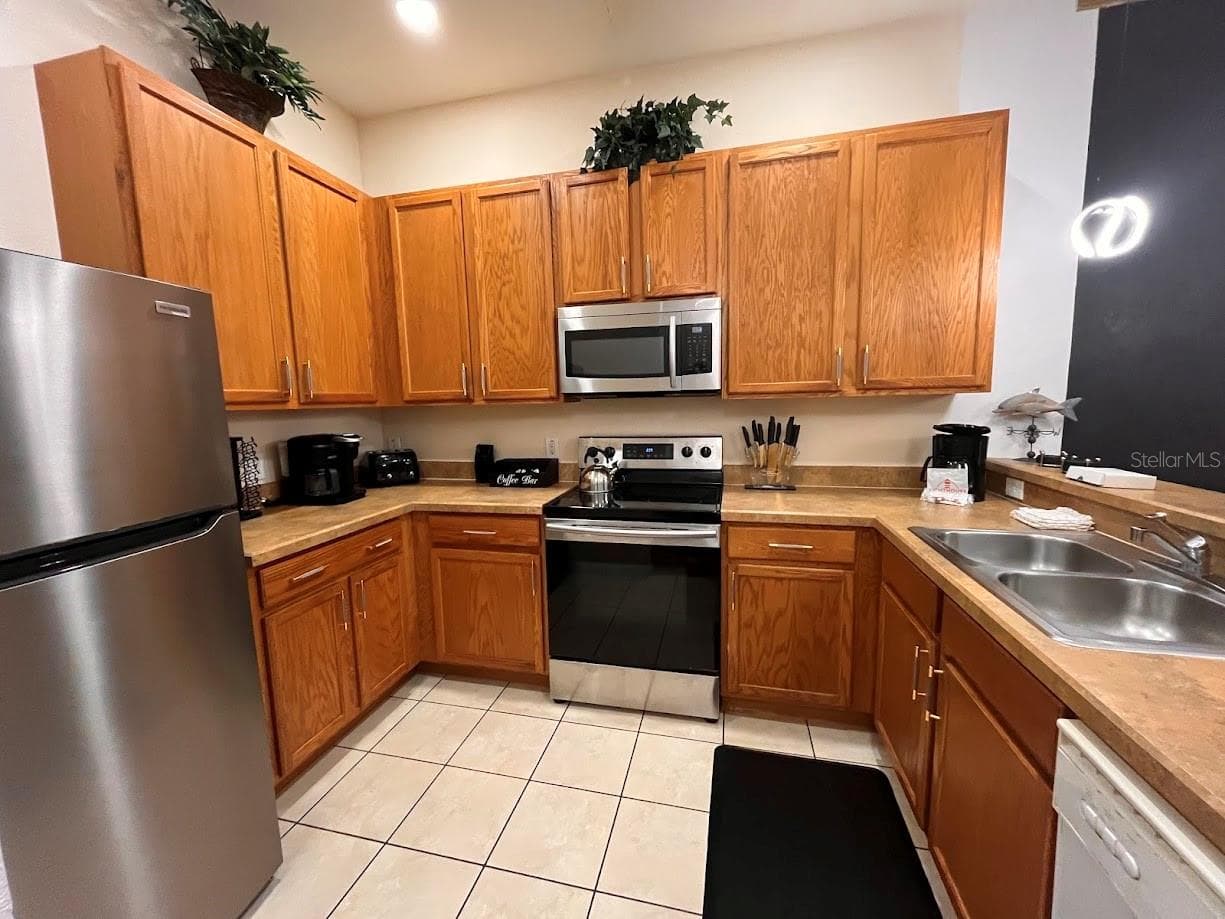 Condominium at 510 RUM RUN #510, DAVENPORT, photo 5 of 18