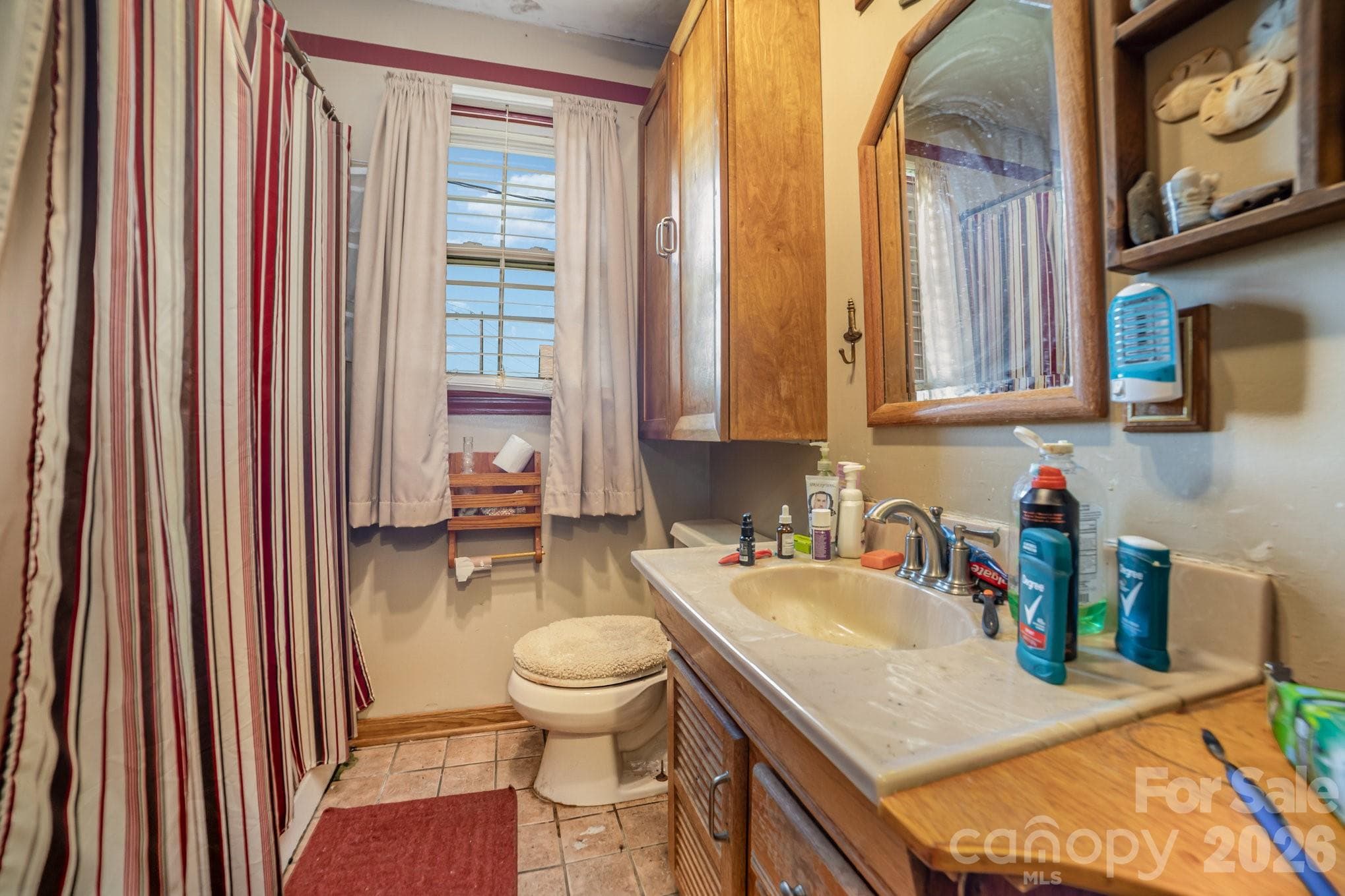 Single Family Residence at 801 Windwood Drive, Gastonia, photo 17 of 22