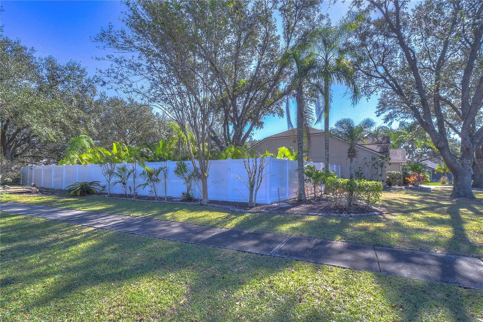 Single Family Residence at 9502 SUNNYOAK DR, RIVERVIEW, photo 24 of 42