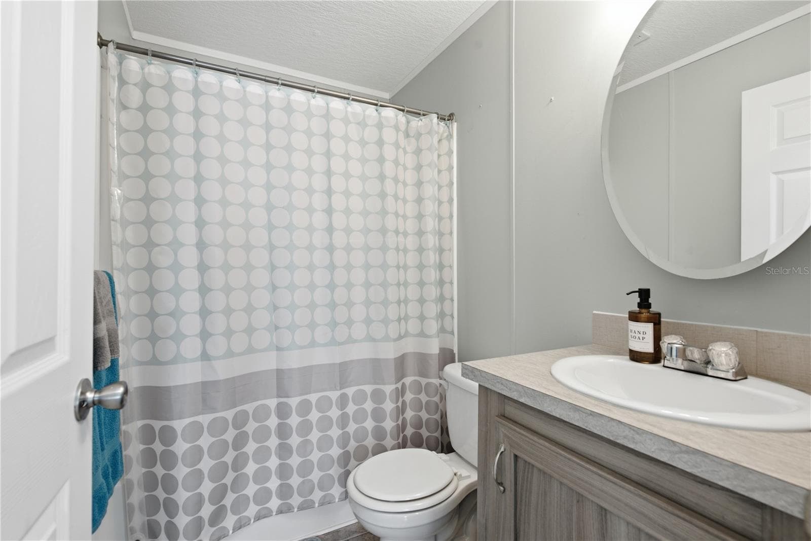 Guest bathroom - 980 7TH ST NW #88, LARGO