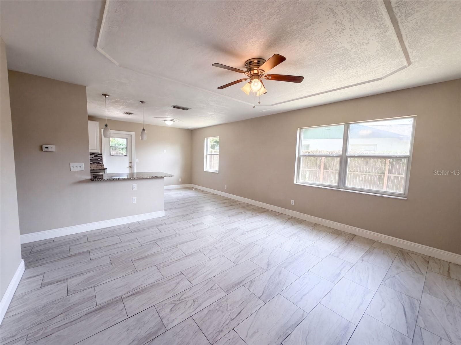 Single Family Residence at 121 INWOOD CIR, BRANDON, photo 4 of 15