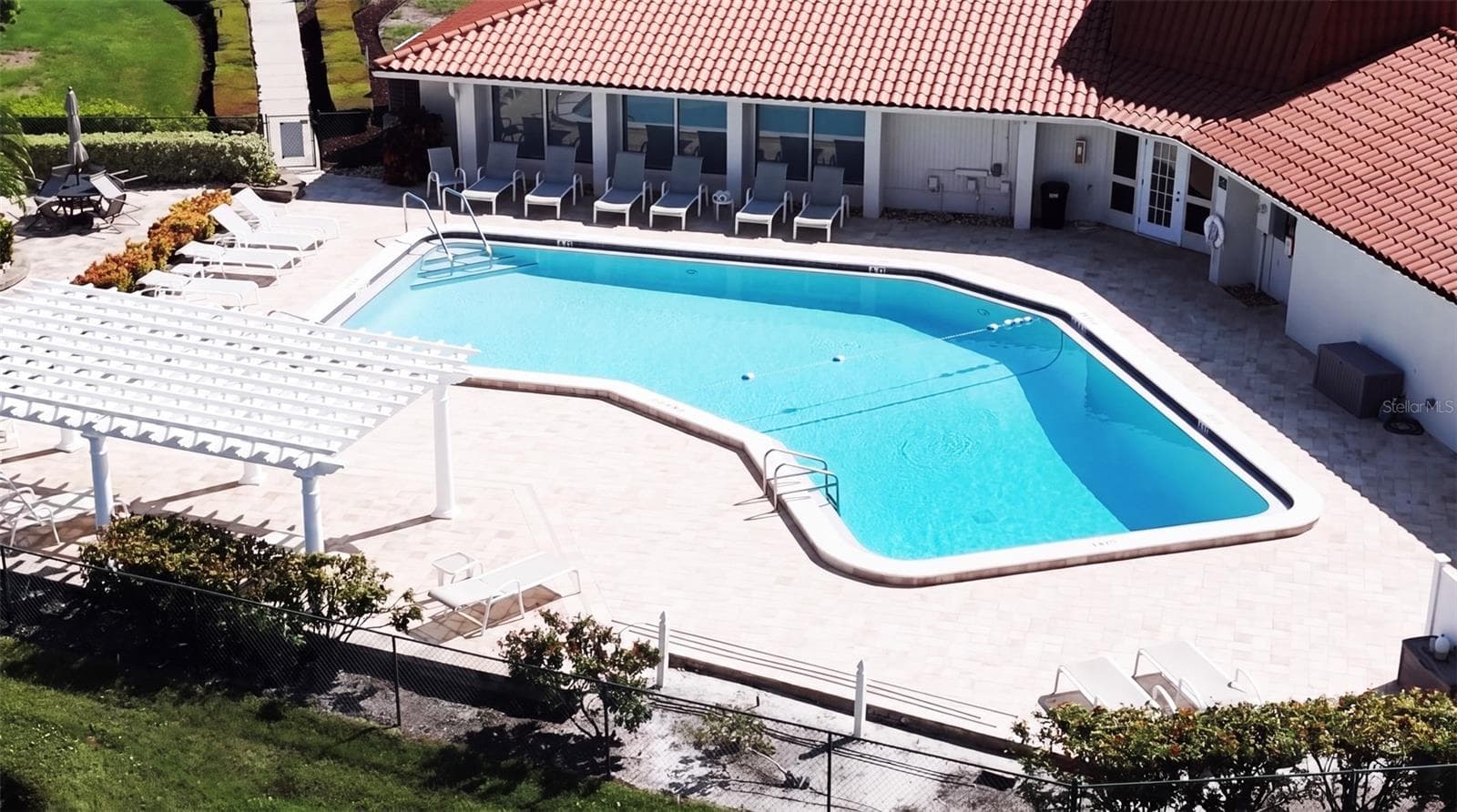 Pool - 301 MARINER DR #301, TARPON SPRINGS
