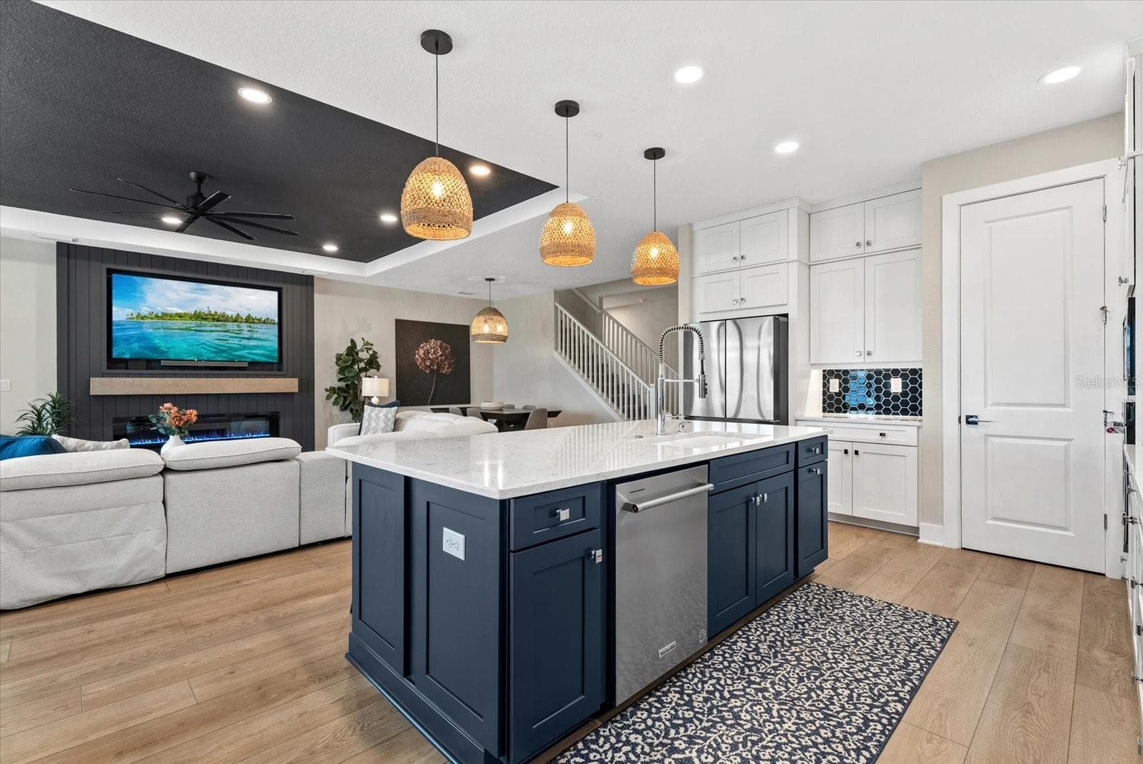 Open Floor Plan - 12801 MORNING MIST PL, VENICE