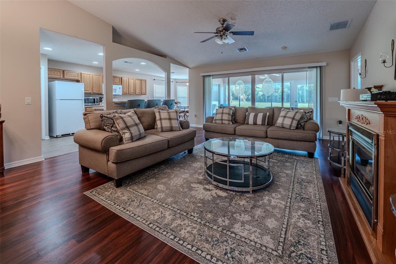Single Family Residence at 15547 SW 13TH CIR, OCALA, photo 9 of 51