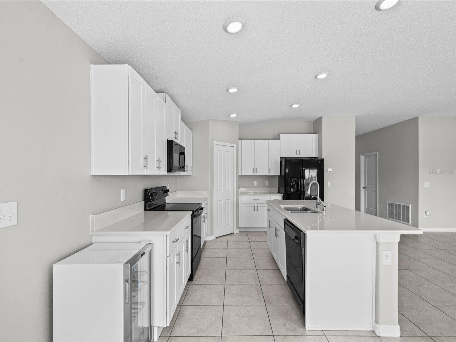 Single Family Residence at 15416 WICKED STRONG ST, RUSKIN, photo 3 of 64