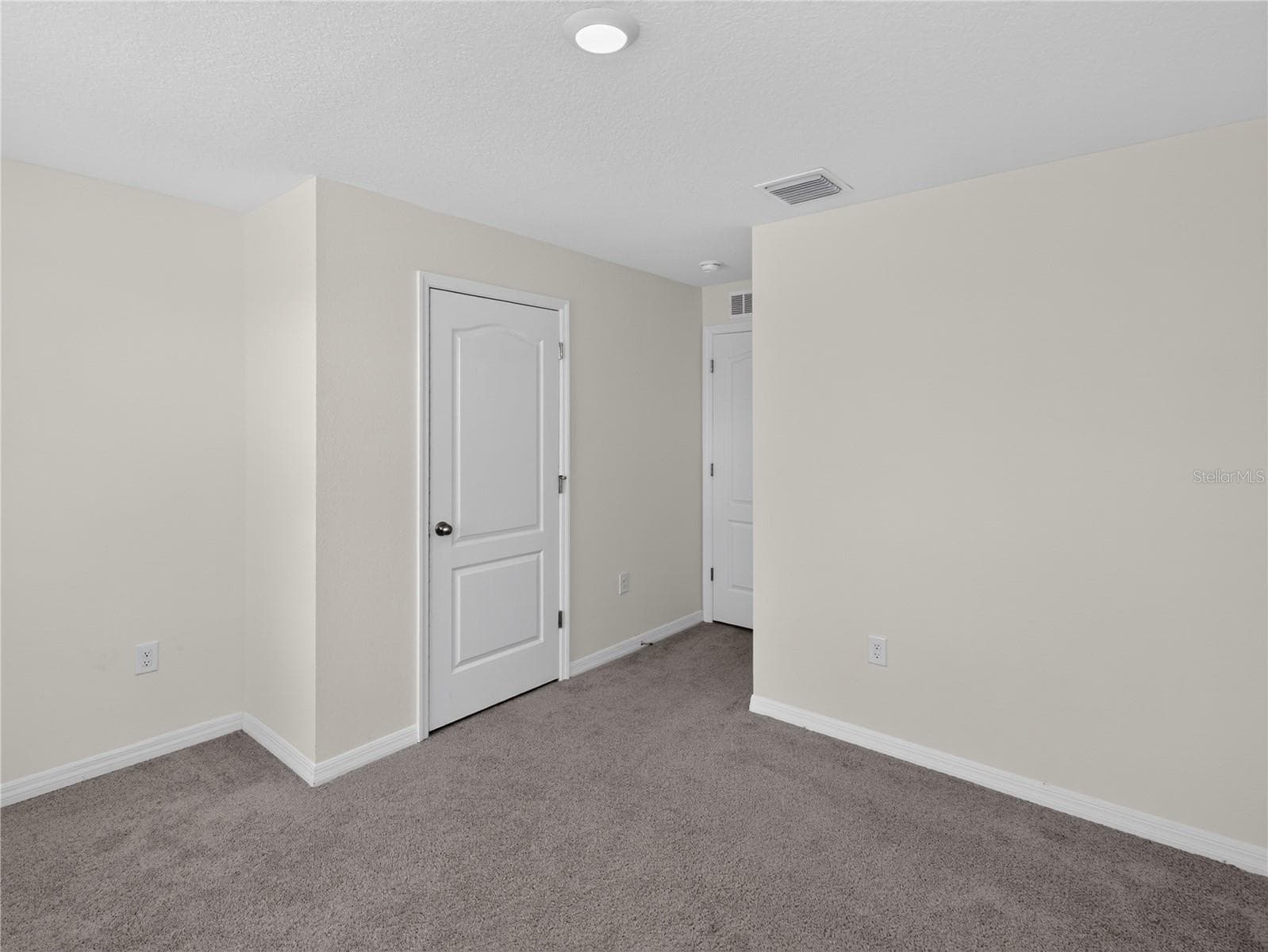 Townhouse at 1631 BITTEROOT ST, KISSIMMEE, photo 14 of 36
