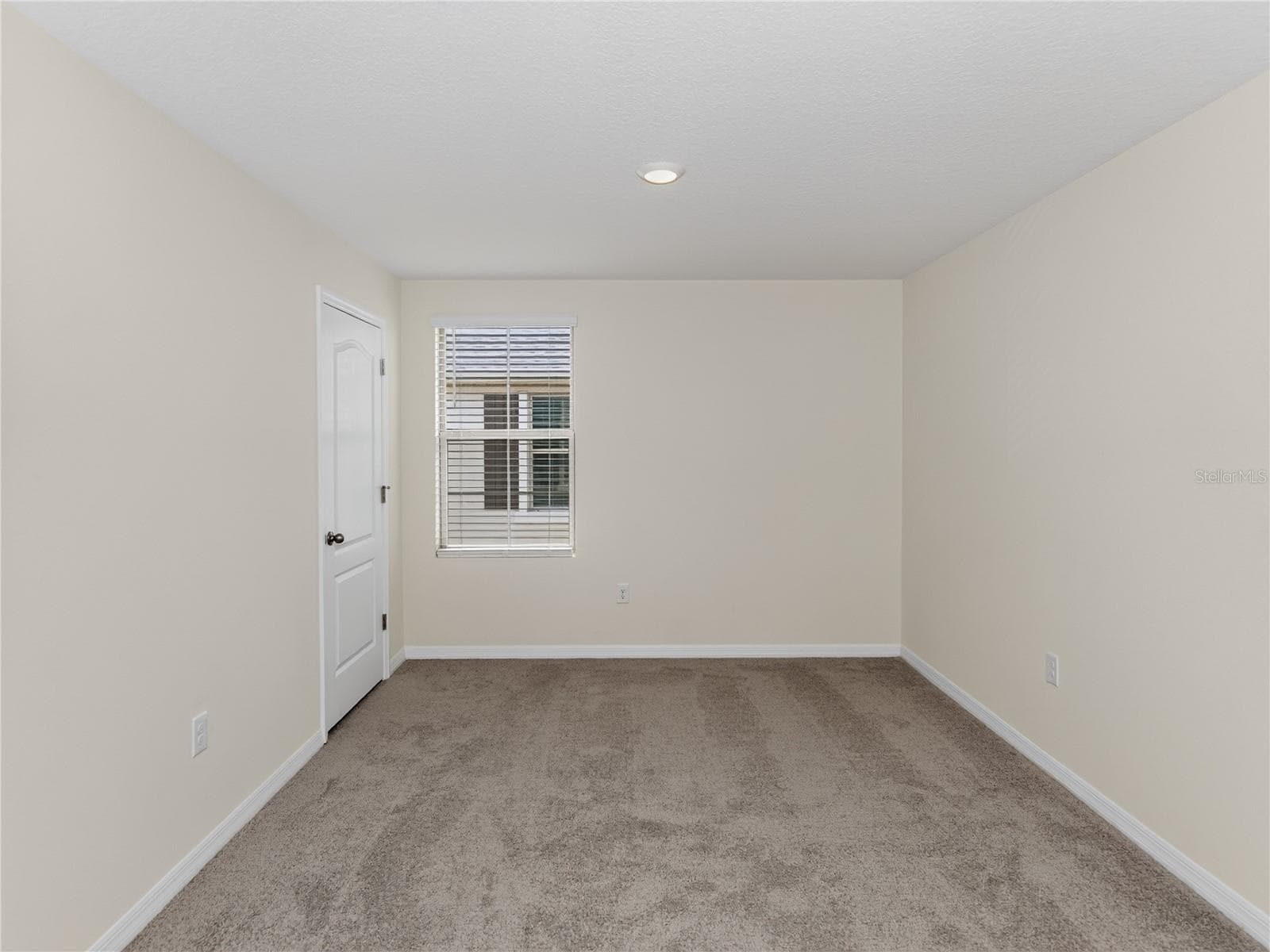 Townhouse at 1631 BITTEROOT ST, KISSIMMEE, photo 24 of 36