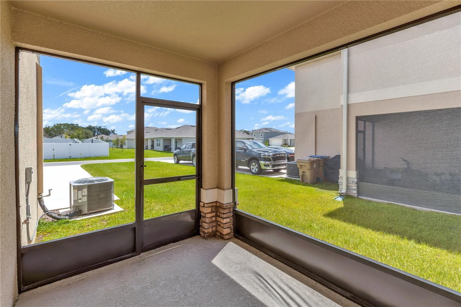 Townhouse at 1631 BITTEROOT ST, KISSIMMEE, photo 29 of 36