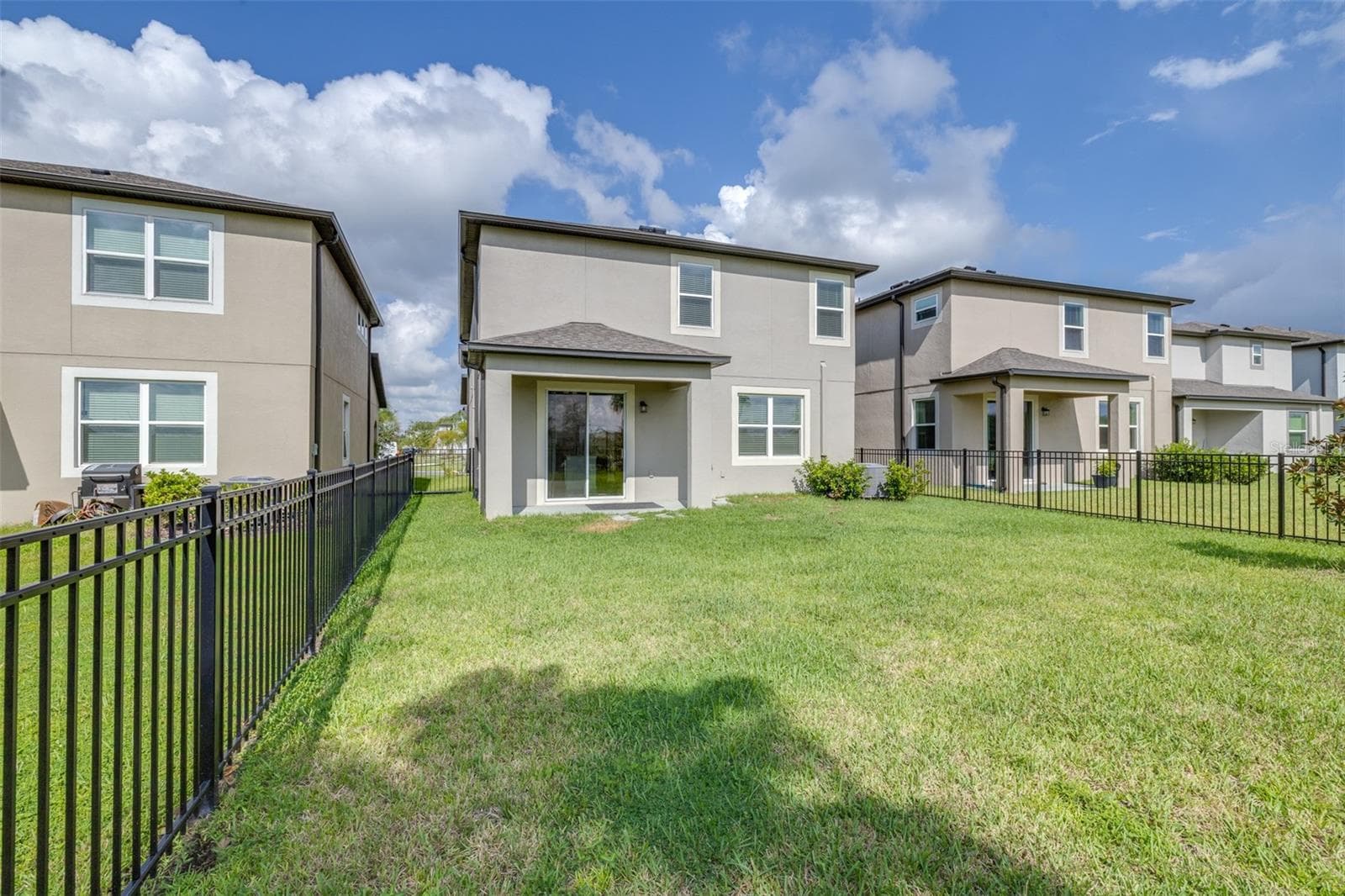 Single Family Residence at 5246 CURRANT ST, LAKELAND, photo 39 of 49