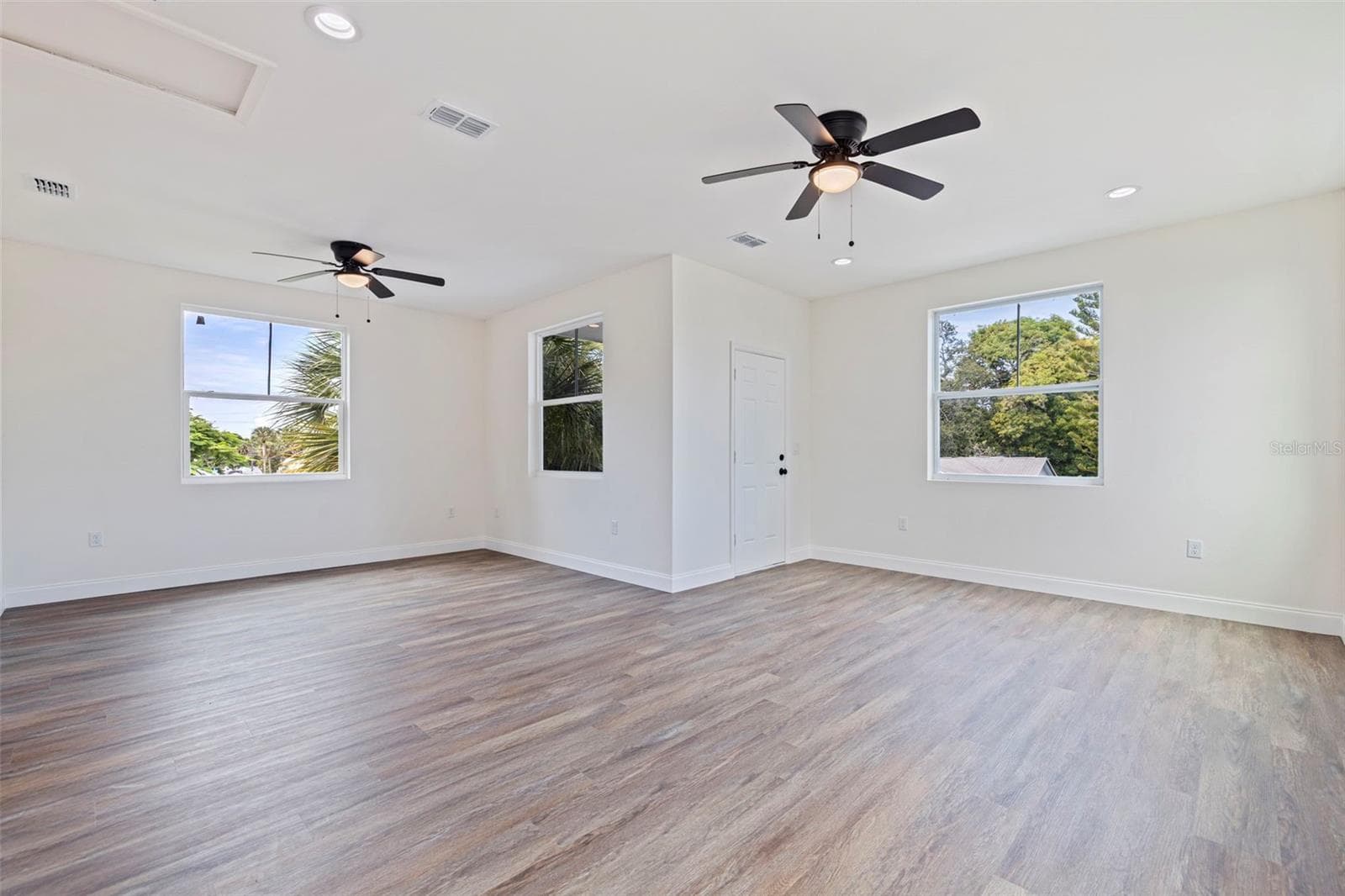 Single Family Residence at 802 18TH ST S, ST PETERSBURG, photo 21 of 52