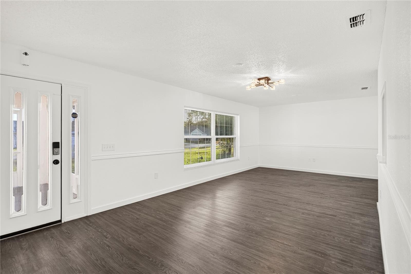 Single Family Residence at 4220 AUGUSTINE RD, SPRING HILL, photo 7 of 44