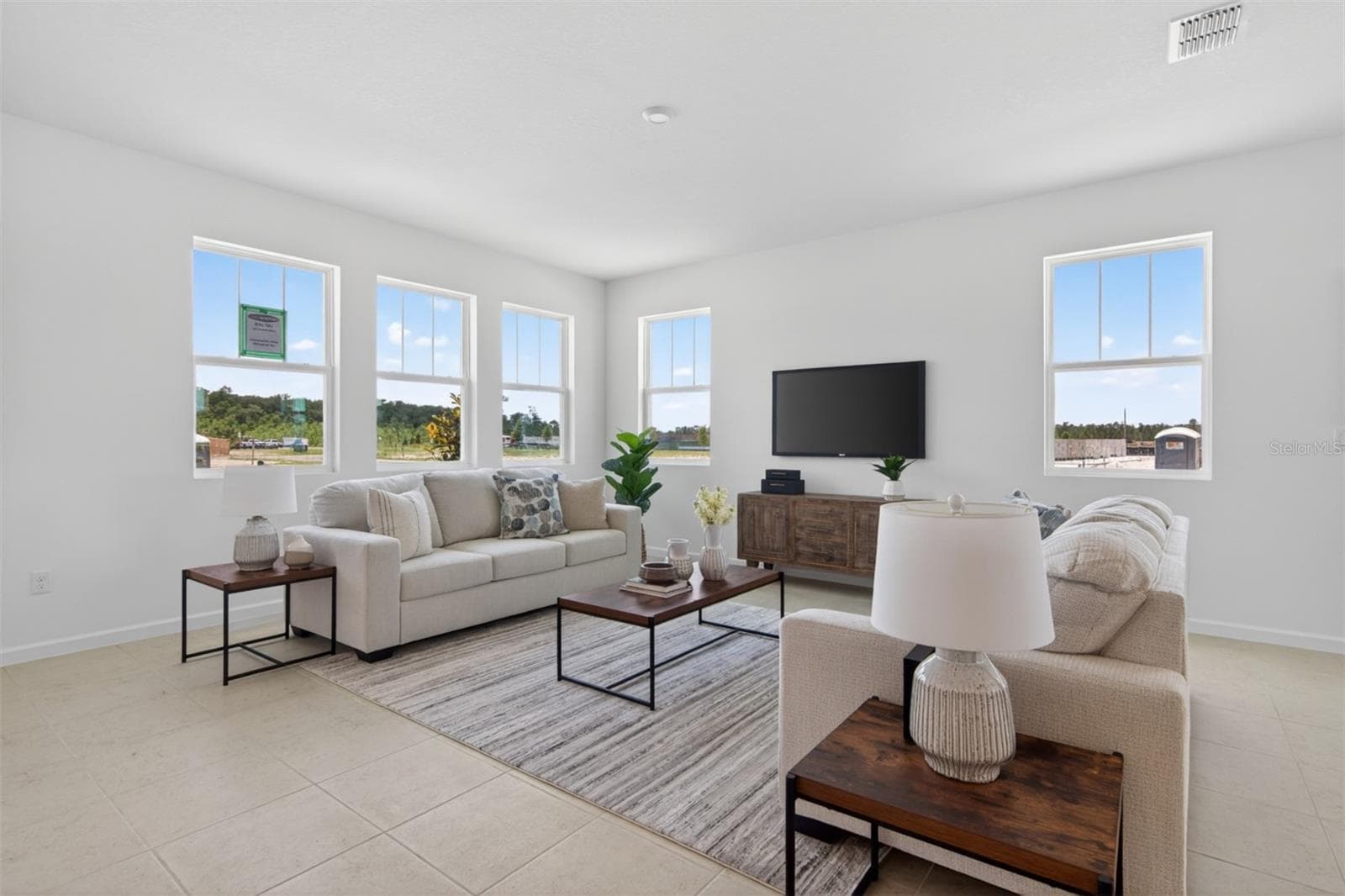 Talquin Great Room - 13636 SEAGRASS AVE, ORLANDO