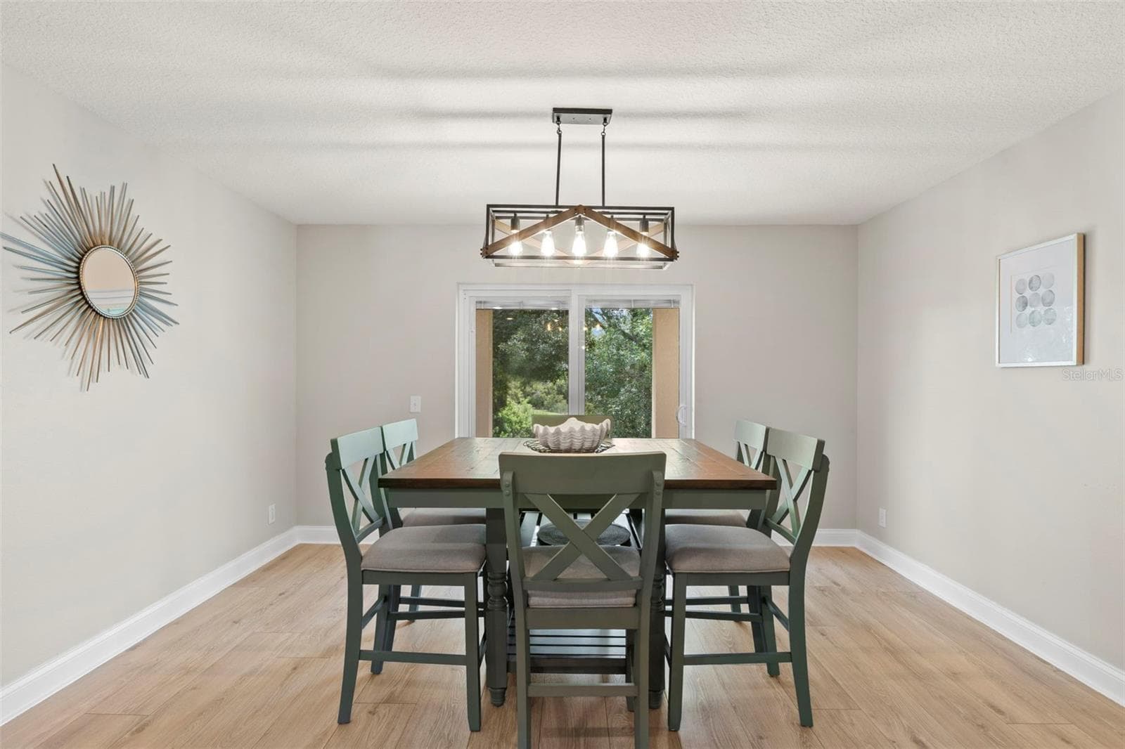 Dining room - 2523 SANDY BEACH LN, CLEARWATER