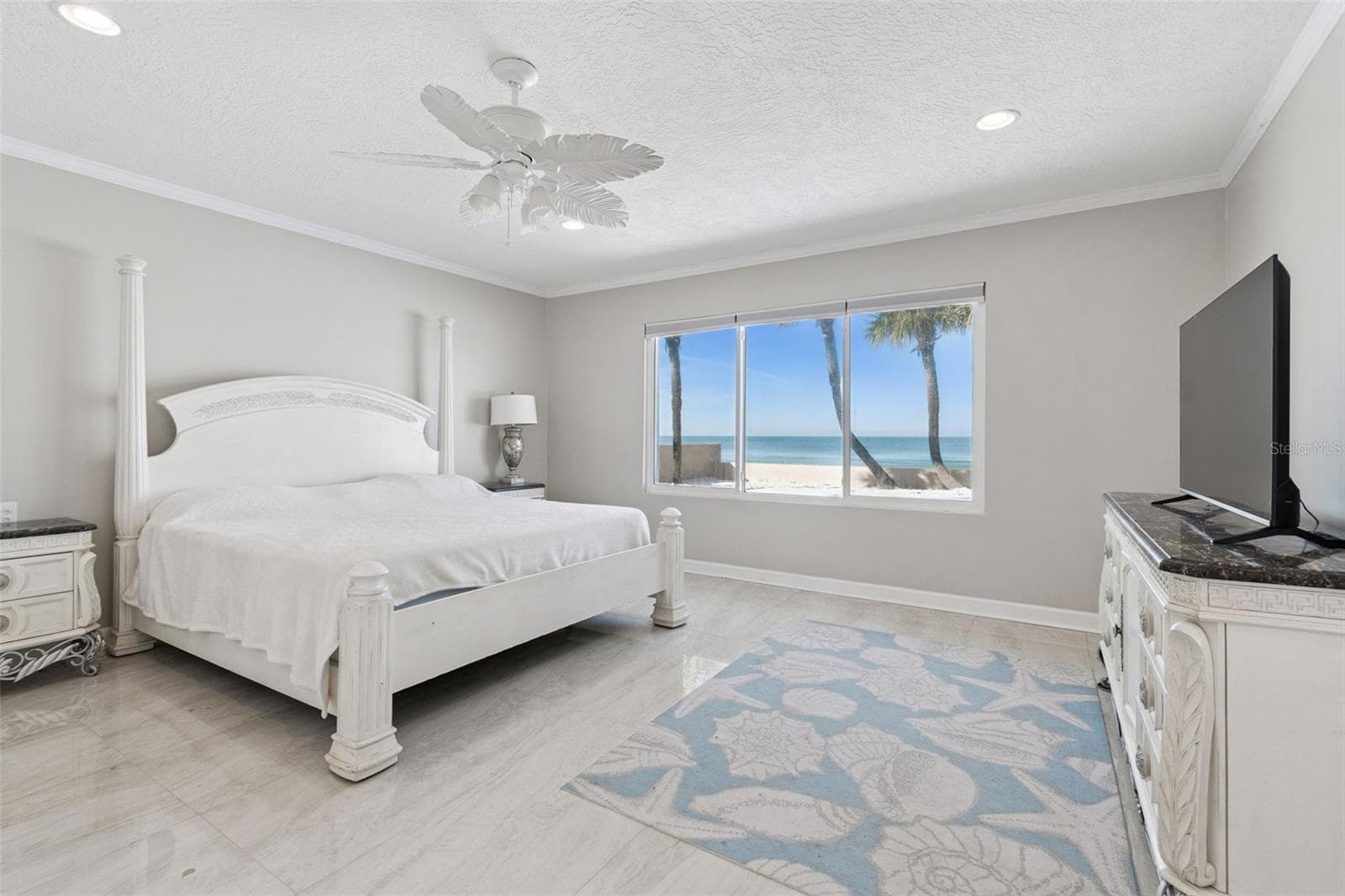 Single Family Residence at 1520 GULF BLVD, BELLEAIR BEACH, photo 22 of 62