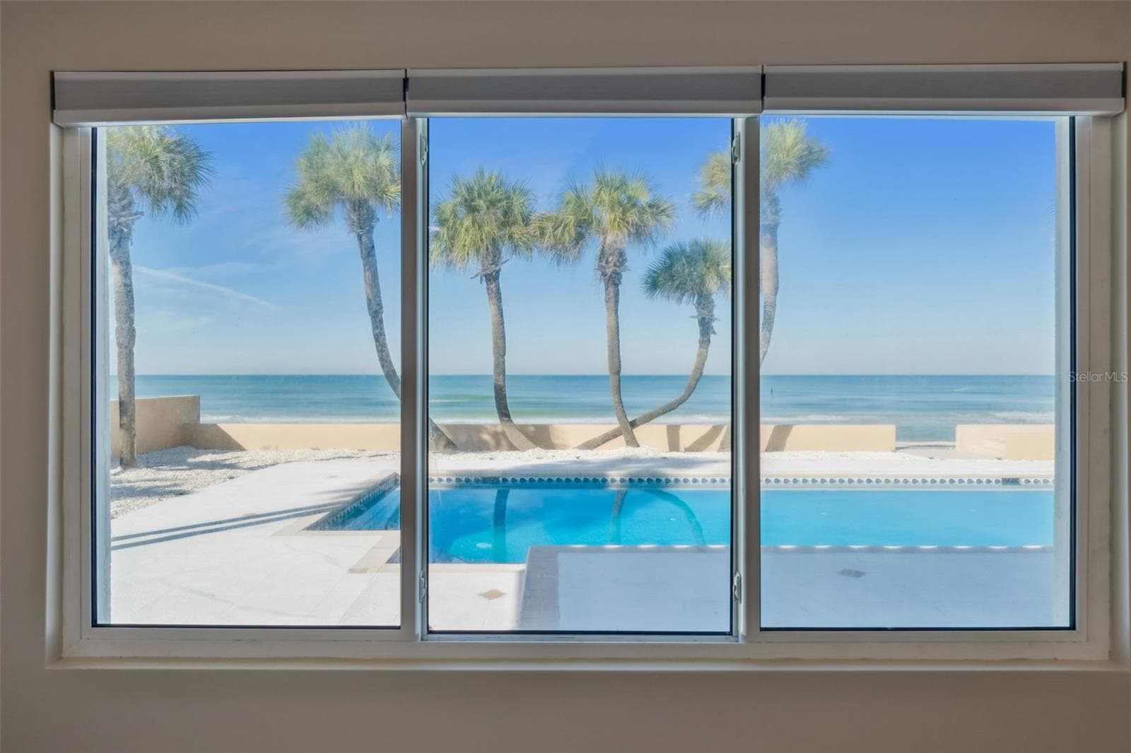 Single Family Residence at 1520 GULF BLVD, BELLEAIR BEACH, photo 26 of 62