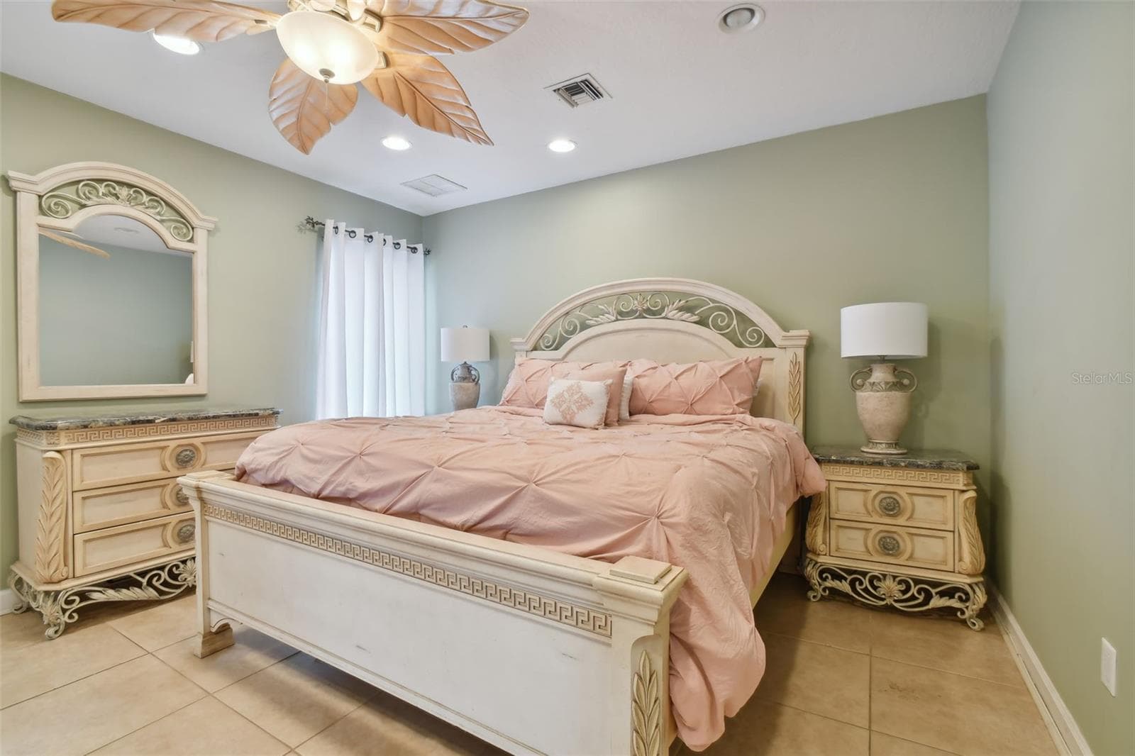 Single Family Residence at 1520 GULF BLVD, BELLEAIR BEACH, photo 35 of 62