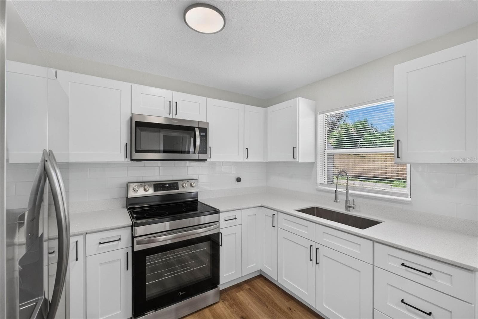 Single Family Residence at 655 TRAVIS CT, BARTOW, photo 14 of 38