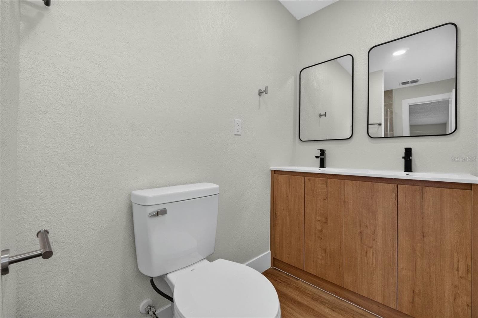 PRIMARY BATHROOM - 655 TRAVIS CT, BARTOW