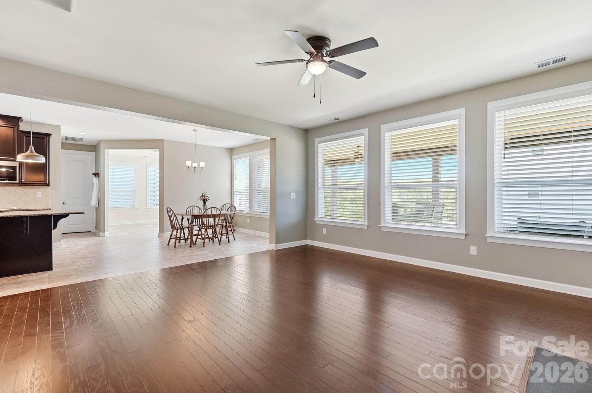 Single Family Residence at 10125 Castlebrooke Drive, Concord, photo 11 of 48