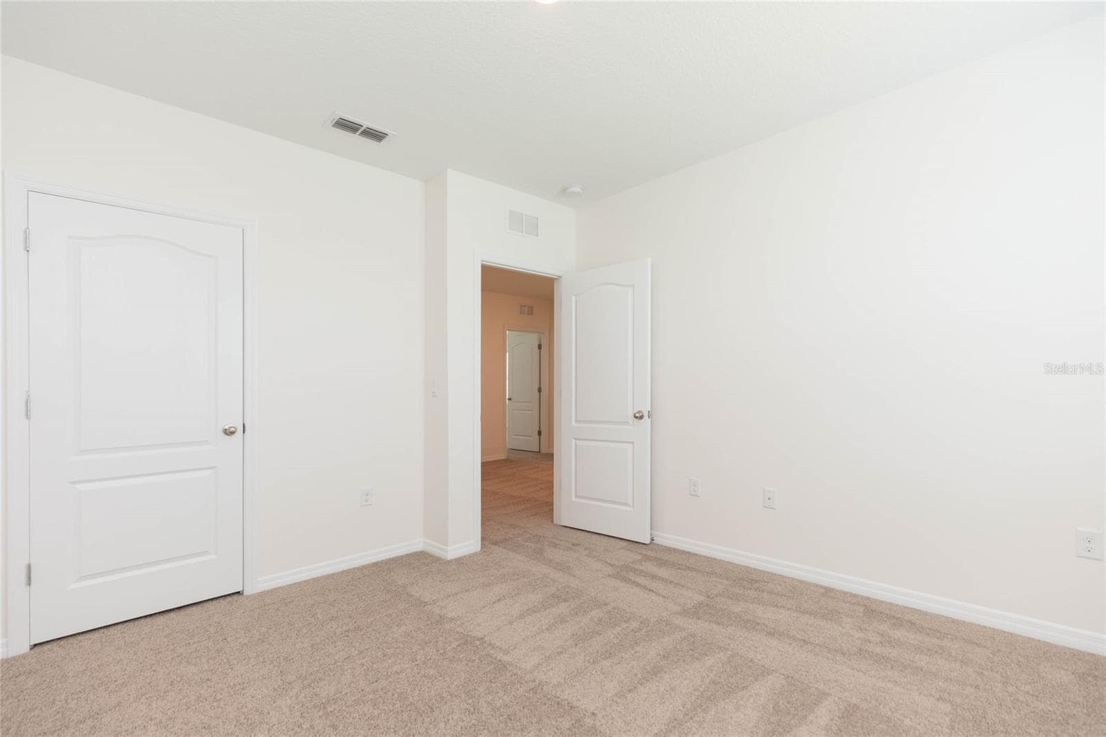 Single Family Residence at 478 AUTUMN STREAM DR, AUBURNDALE, photo 34 of 44