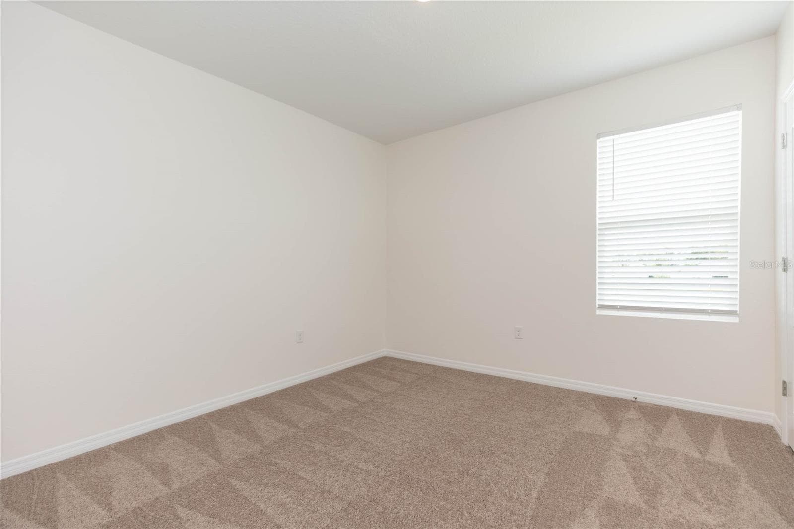 Single Family Residence at 478 AUTUMN STREAM DR, AUBURNDALE, photo 37 of 44