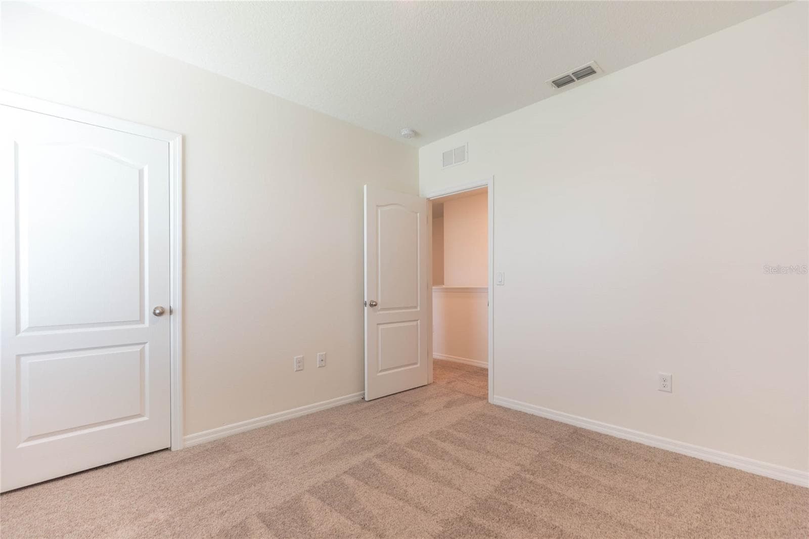 Single Family Residence at 478 AUTUMN STREAM DR, AUBURNDALE, photo 38 of 44