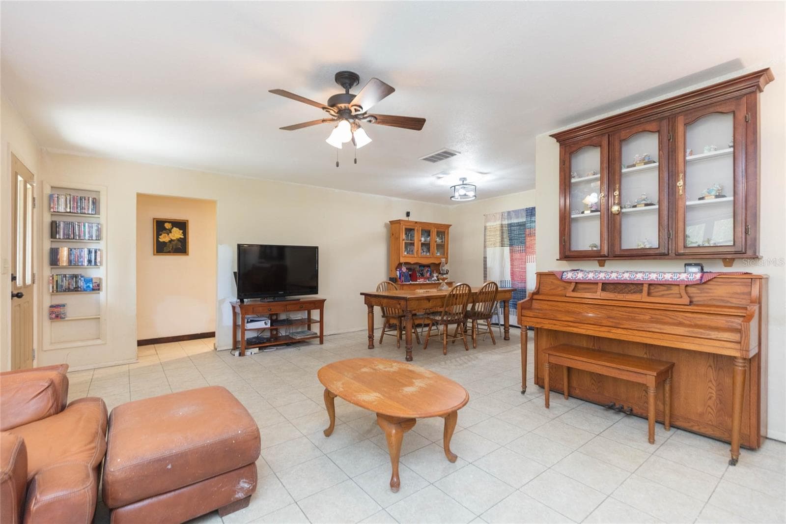 Single Family Residence at 2630 KEYSVILLE DR, LITHIA, photo 23 of 43