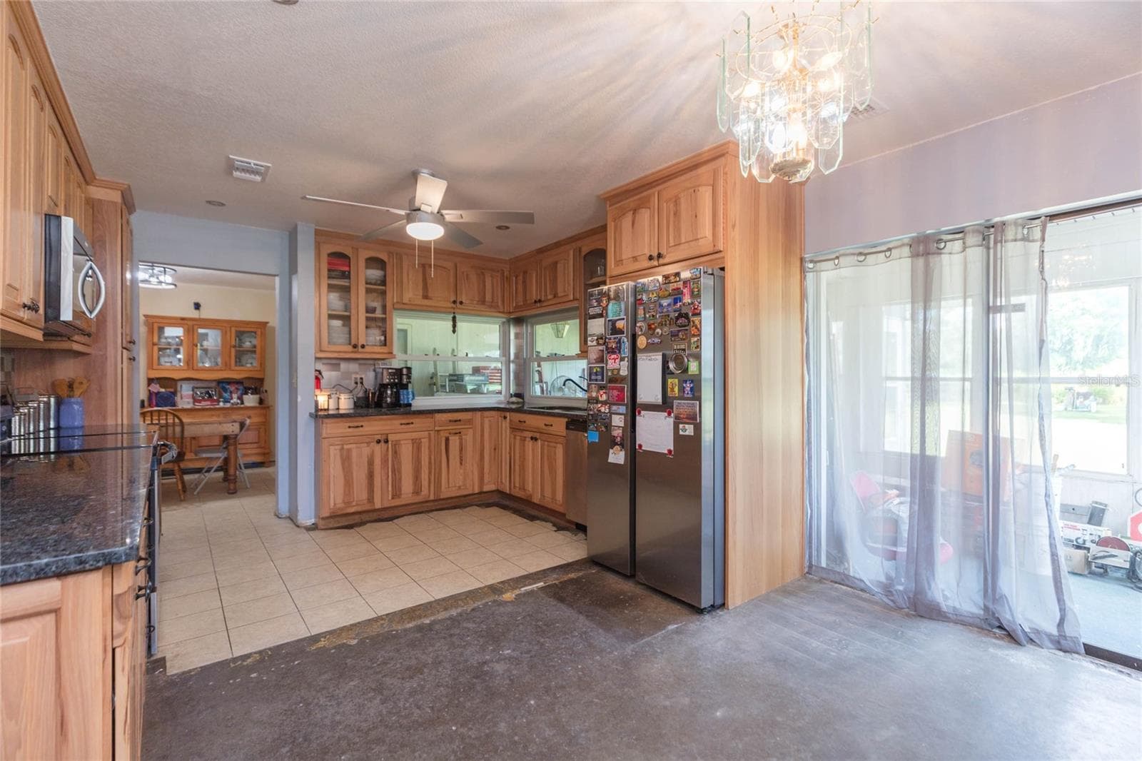 Single Family Residence at 2630 KEYSVILLE DR, LITHIA, photo 26 of 43