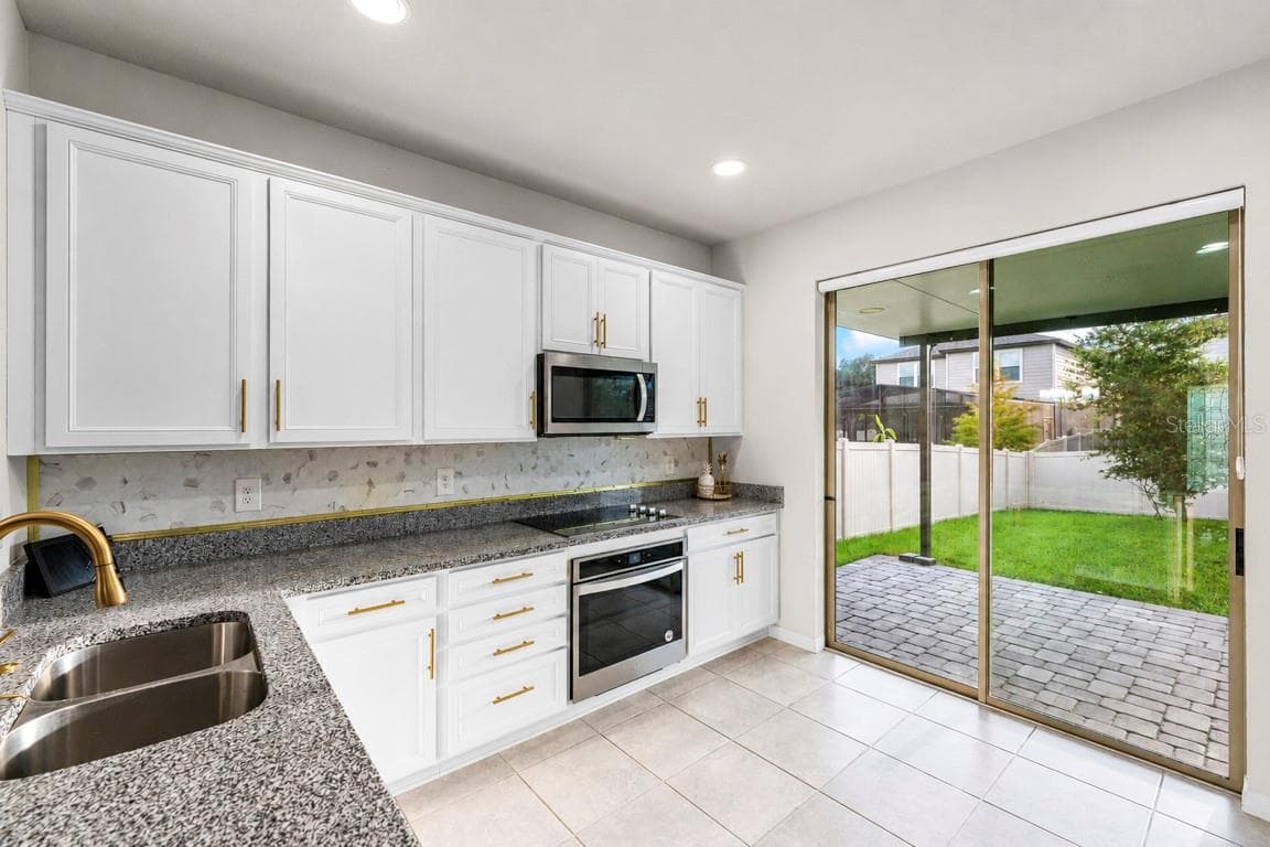Single Family Residence at 2704 VISTA VERDE LN, KISSIMMEE, photo 12 of 53