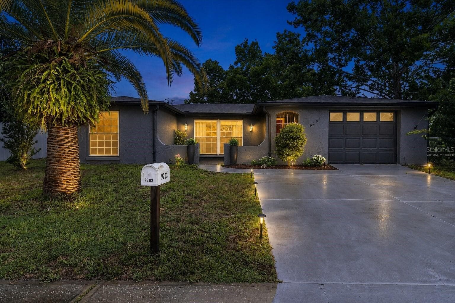 Virtually staged - 9203 GREENBRIAR LN, PORT RICHEY
