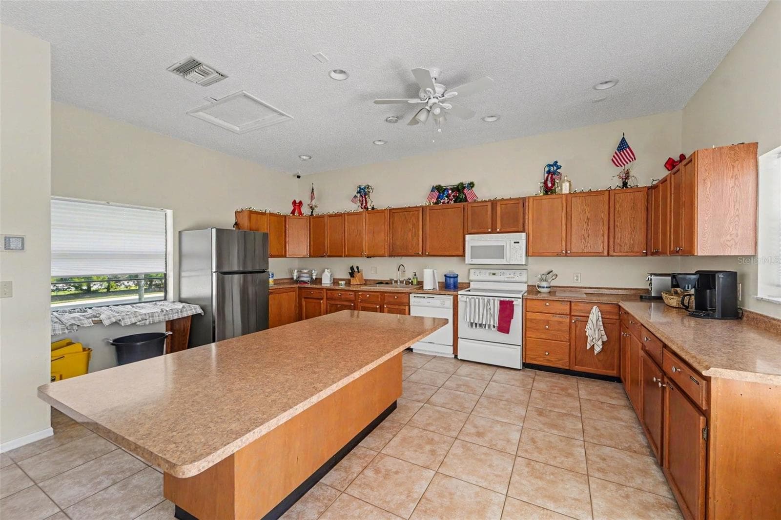 Condominium at 1702 SEASCAPE CIR #203, TARPON SPRINGS, photo 16 of 20
