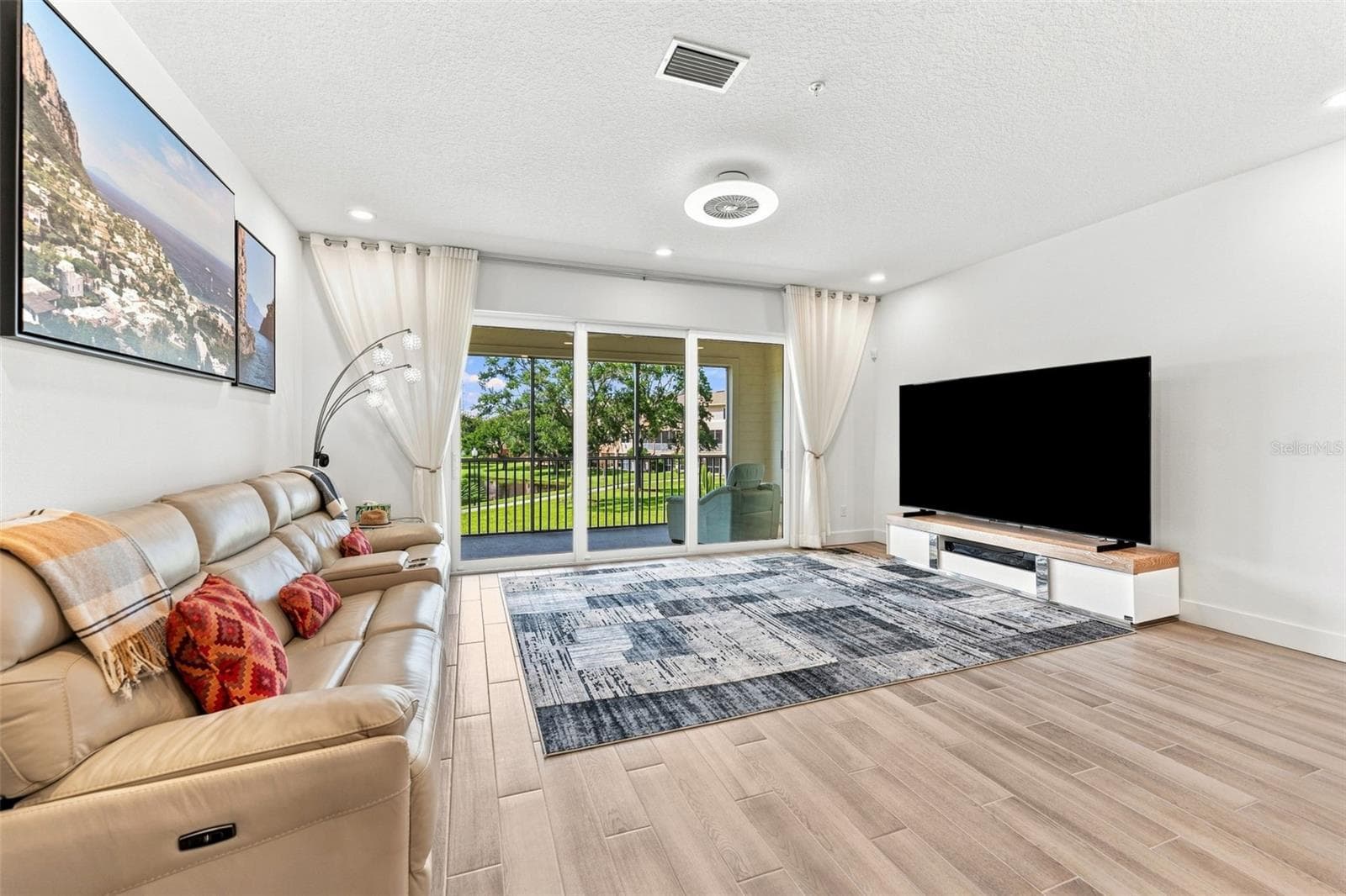 Townhouse at 9939 KEY HAVEN RD, SEMINOLE, photo 6 of 90