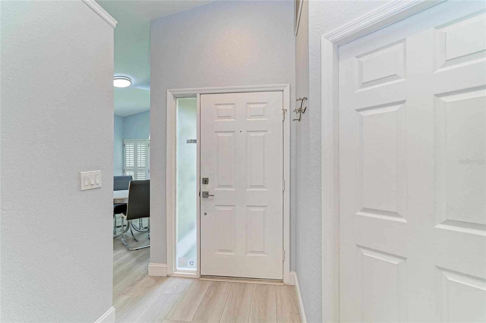 FRONT DOOR ENTRY - 7488 ELEANOR CIR, SARASOTA