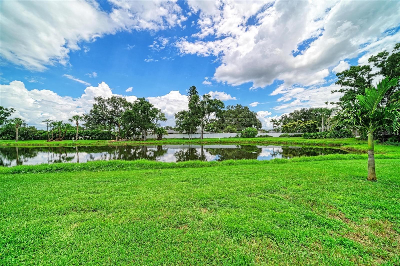 Single Family Residence at 7488 ELEANOR CIR, SARASOTA, photo 15 of 52