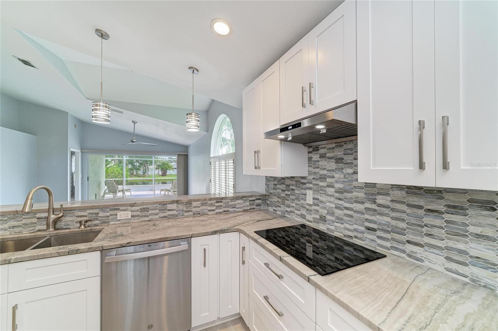 Single Family Residence at 7488 ELEANOR CIR, SARASOTA, photo 19 of 52
