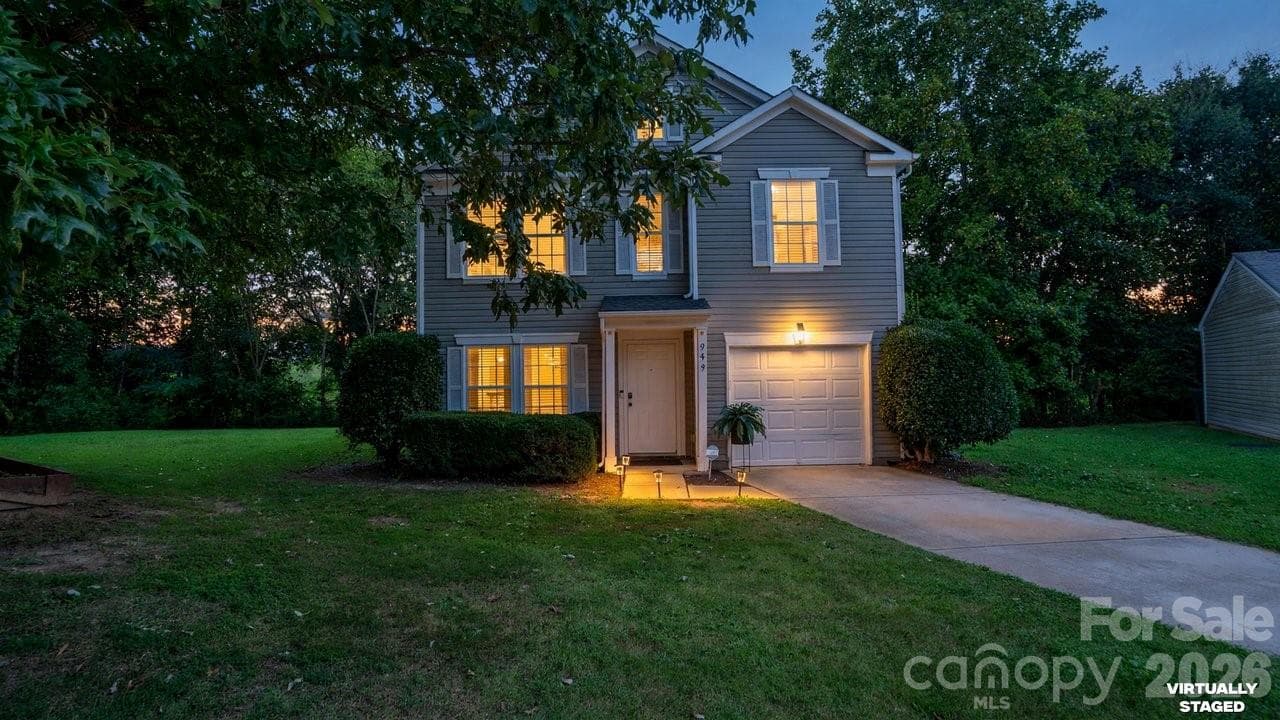 Single Family Residence at 935 Torsion Lane, Clover, photo 3 of 31