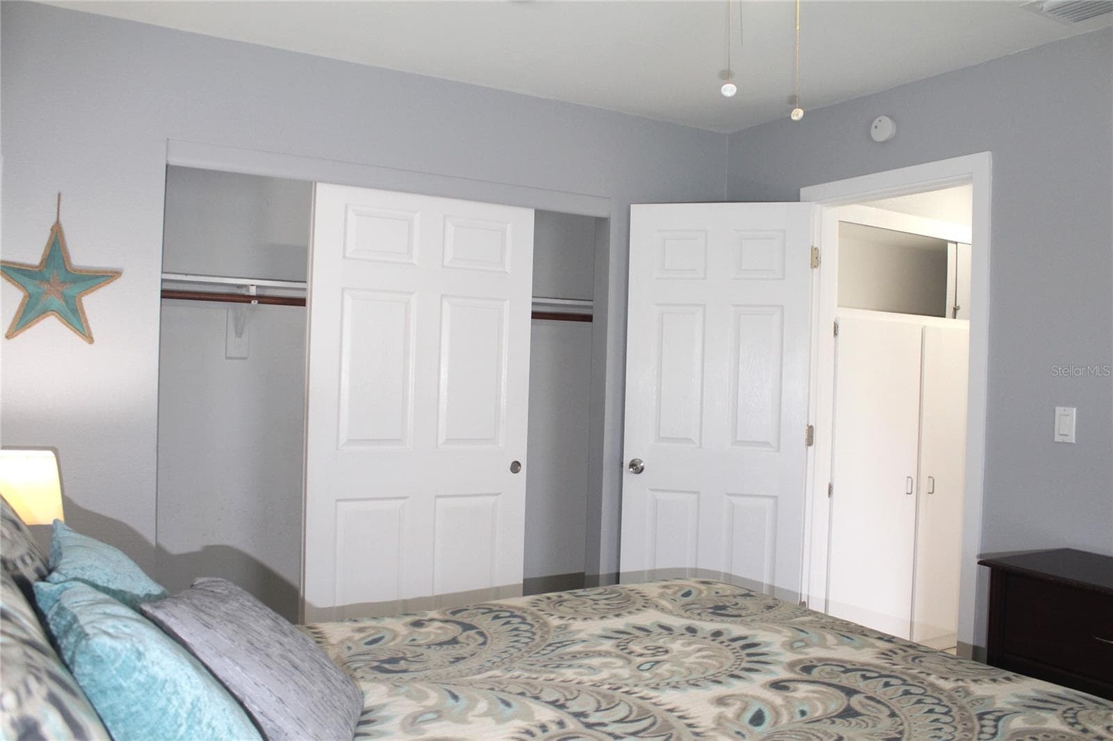 Condominium at 12400 PARK BLVD #206, SEMINOLE, photo 7 of 39