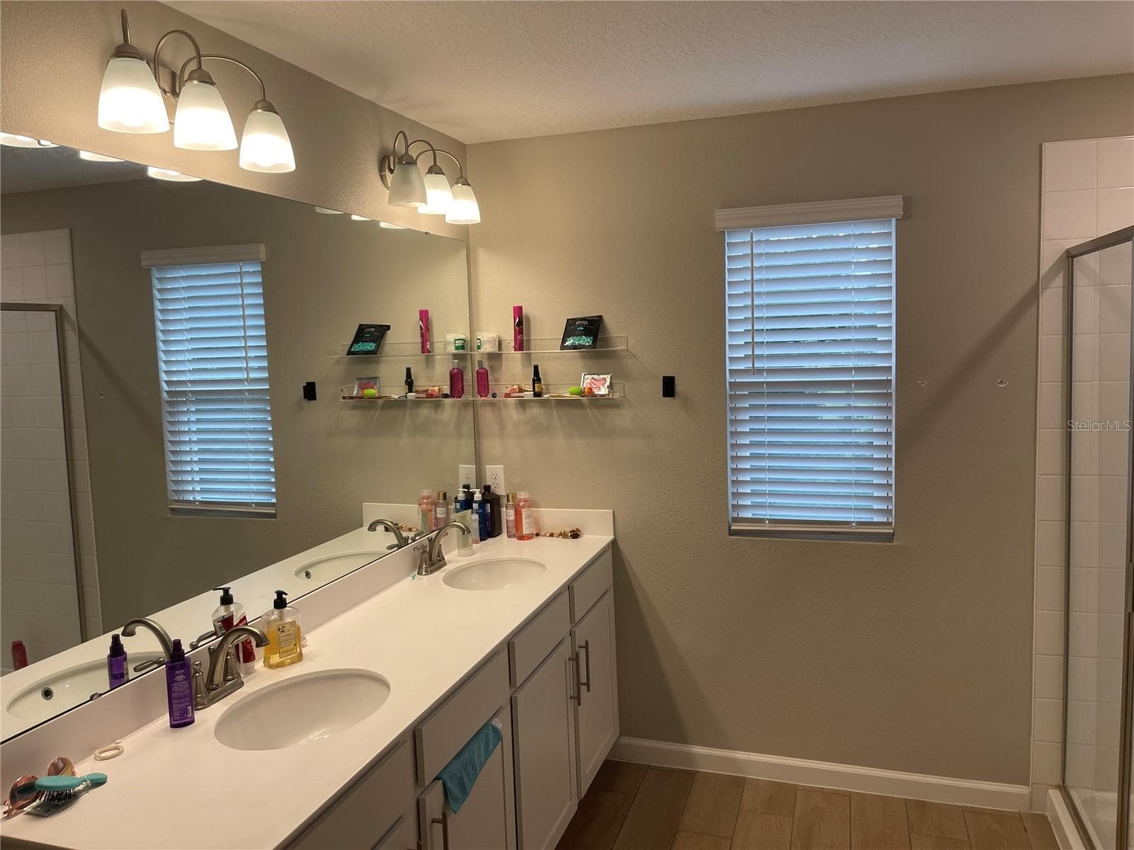 Owners Bathroom - 2994 GAVIN SKY DR, KISSIMMEE