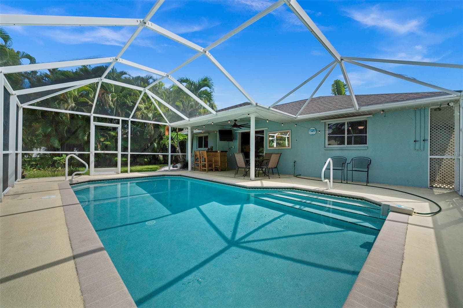 Pool and lanai - 3112 SW 16TH PL, CAPE CORAL