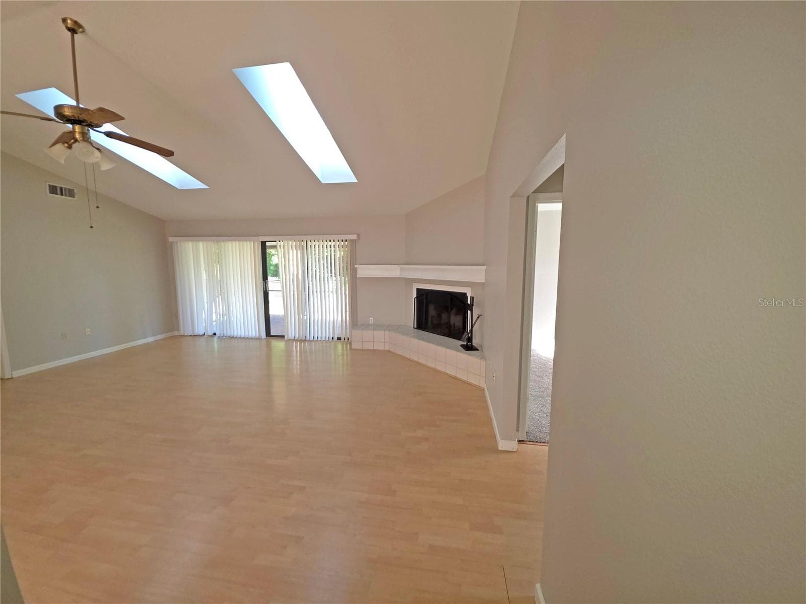 Single Family Residence at 700 SOUTH VENICE BLVD, VENICE, photo 2 of 28