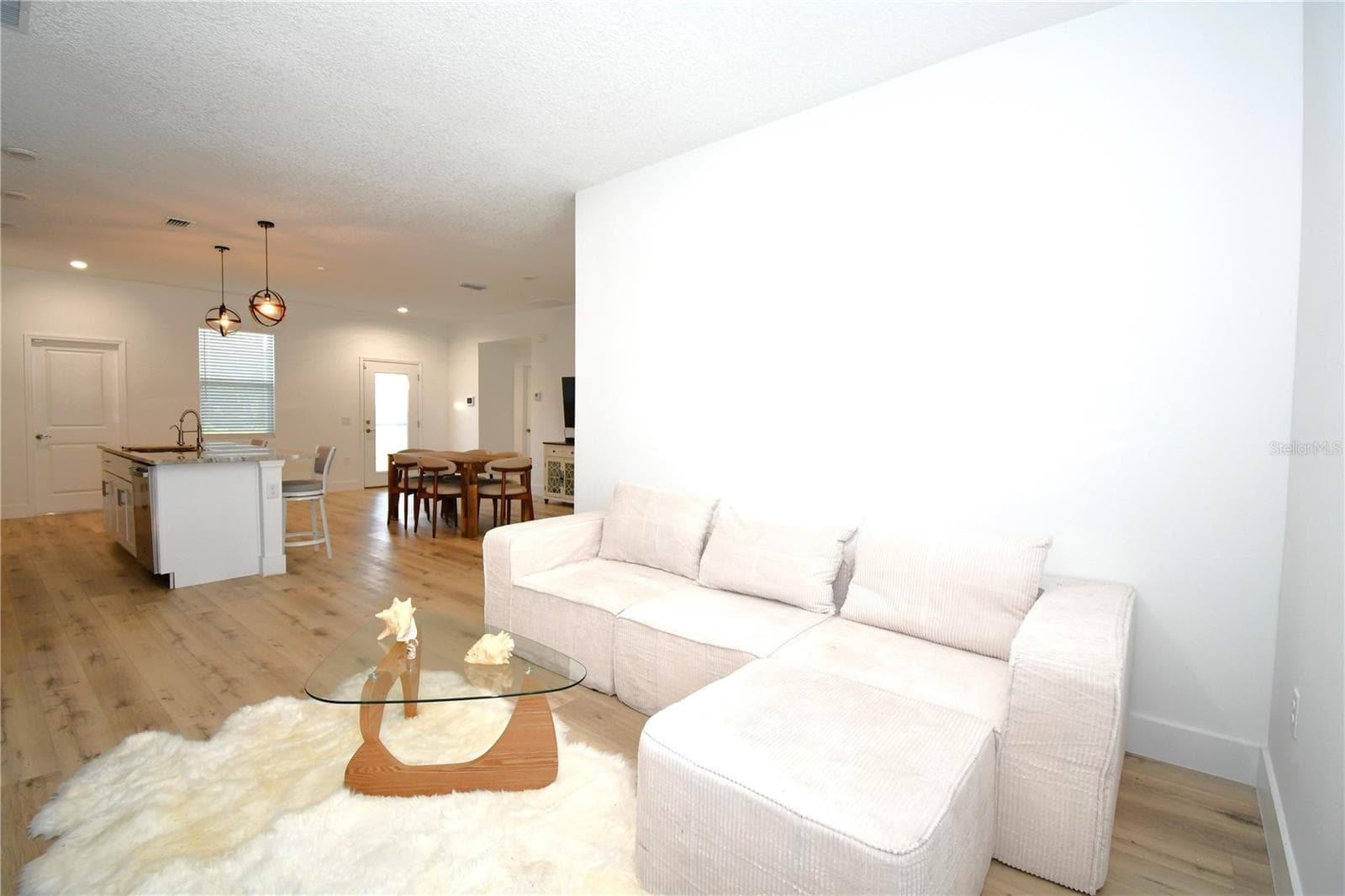 Living Room - 413 ST JOHNS LN, POINCIANA