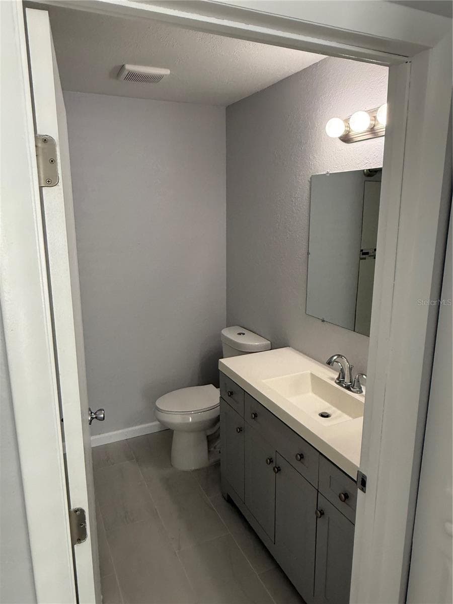 Condominium at 3001 58TH AVE S #613, ST PETERSBURG, photo 11 of 24