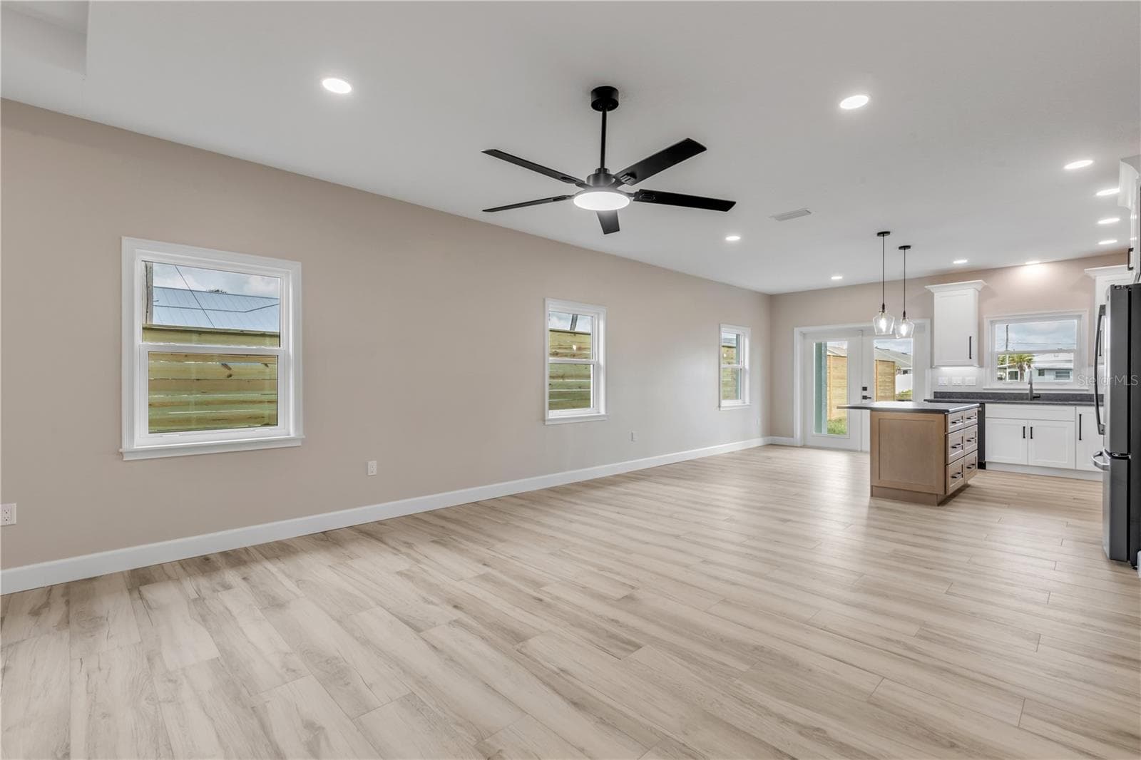 Single Family Residence at 124 INDIAN CREEK RD, OAK HILL, photo 12 of 70